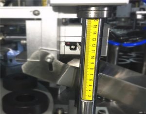 Kozmetični polnilni stroj za ultrazvočno tesnjenje