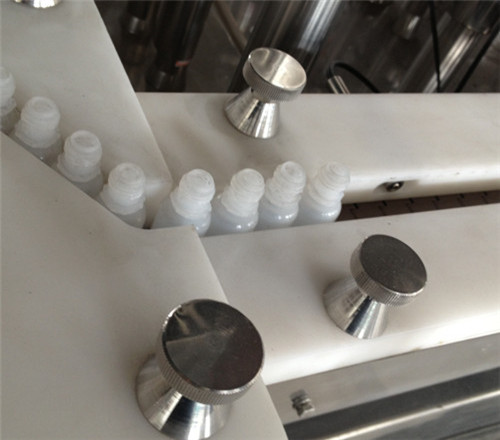 naprava za vpenjanje steklenic